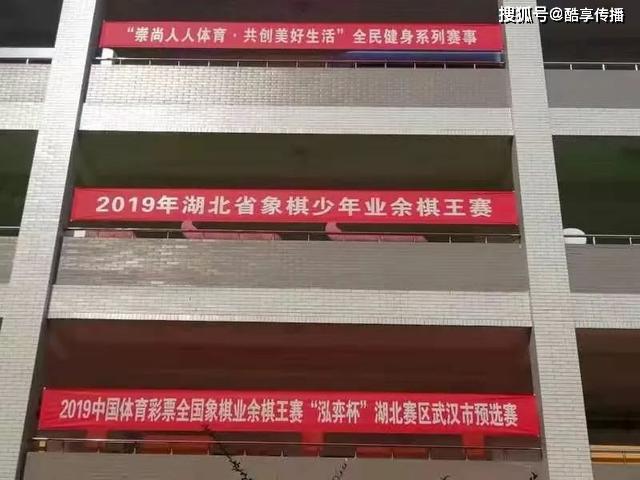 返回搜狐，查看更多